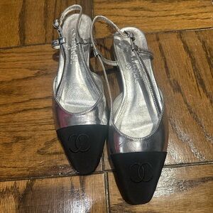 Chic Silver and Black Women's Slingback ballet flats - EU40